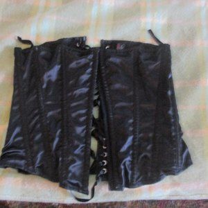 Black UK Size 16 Overbust Corset Preowned Well made